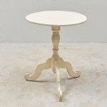 1553 9023 PEDESTAL TABLE